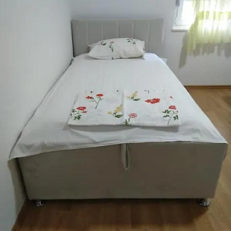 Bosnian Hobbiton * Kovacevo Polje